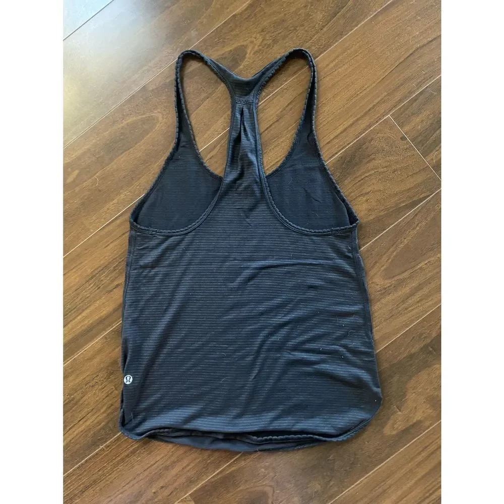 Lululemon 105 F Singlet (Seriously Light Luon) size 4 Black